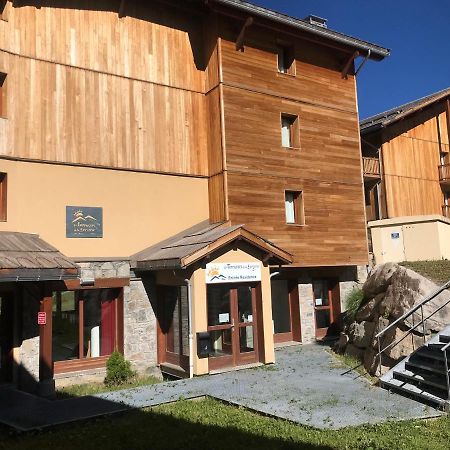 T2 Skis Aux Pieds Les Terrasses De La Bergerie 오르시에레 외부 사진